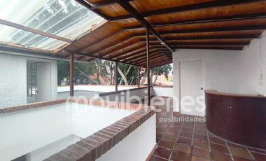 casa en arriendo en estadio. Cod A66571
