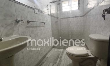 casa en arriendo en estadio. Cod A66571