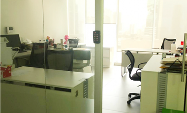 Se vende oficinas en Obarrio, Torre Óptima