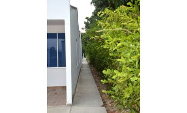 ARRIENDO CASA  AMUEBLADA CONDOMIO EL CASTILLO VIA AL ESPINAL
