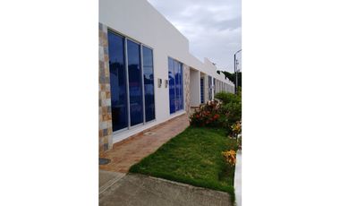 ARRIENDO CASA  AMUEBLADA CONDOMIO EL CASTILLO VIA AL ESPINAL