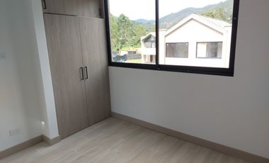 casa en arriendo en retiro. Cod A401087