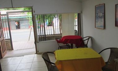 Excelente Propiedad En Avenida Principal De La Comuna