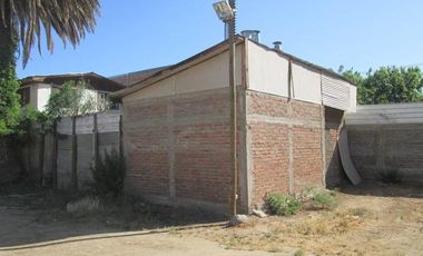 Excelente Propiedad En Avenida Principal De La Comuna