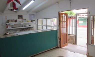 Excelente Propiedad En Avenida Principal De La Comuna