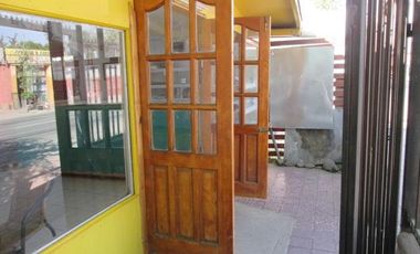 Excelente Propiedad En Avenida Principal De La Comuna