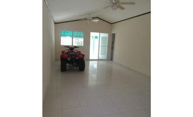 SE VENDE CASA VACA 3 REC EN BRISAS DEL GOLF