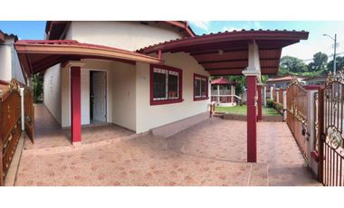 SE VENDE CASA VACA 3 REC EN BRISAS DEL GOLF