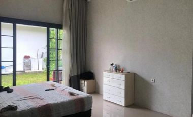 Rumah bagus Tanah luas di Kawasan Legoso, Ciputat, Tanah 700 m2 siap huni