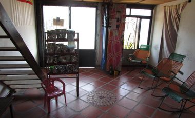 casa en venta en la alejandra. Cod V16997