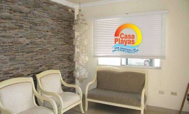 Vendo villa amoblada en Playas, ciudadela cerrada con salida al mar, piscina y seguridad