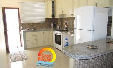 Vendo villa amoblada en Playas, ciudadela cerrada con salida al mar, piscina y seguridad
