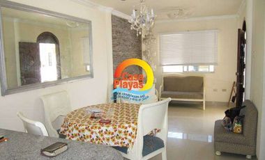 Vendo villa amoblada en Playas, ciudadela cerrada con salida al mar, piscina y seguridad