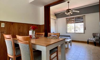 BLOCK : Departamento 3 AMBIENTES y local ubicados a 900 metros de la Avenida Tomás Espora .