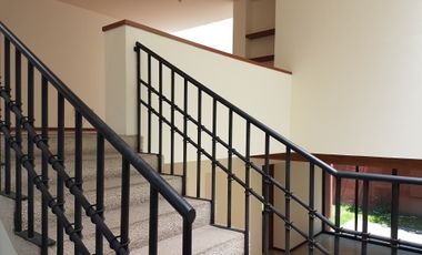 RESIDENCIA EN FRACCIONAMIENTO FUNDADORES DE ZAVALETA RENTA $24,950.00con mant incluido