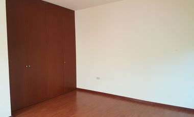 RESIDENCIA EN FRACCIONAMIENTO FUNDADORES DE ZAVALETA RENTA $24,950.00con mant incluido