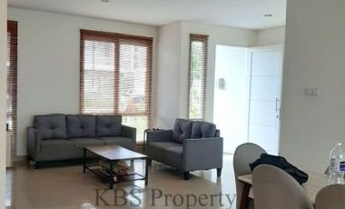 Disewa Rumah Orchard Park