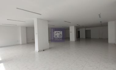COD. 5592 - SE ARRIENDA LOCAL - BARRIO: CENTRO