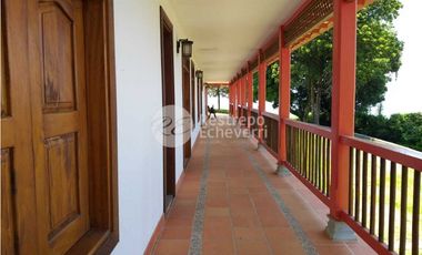 Casa en arriendo, Altos del Caney, La Cabaña