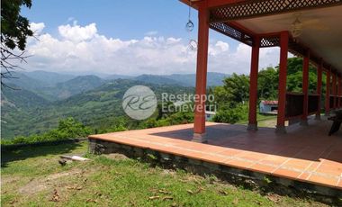 Casa en arriendo, Altos del Caney, La Cabaña