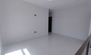 VENTA DE CASA EN ESQUINA CON ALBERCA FRACC. LOMAS RESIDENCIAL ALVARADO VERACRUZ