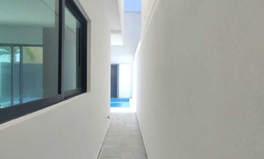 VENTA DE CASA EN ESQUINA CON ALBERCA FRACC. LOMAS RESIDENCIAL ALVARADO VERACRUZ