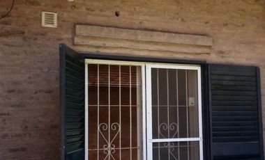 BURZACO: DPTO 3 AMBIENTES EN BARRIO EMPLEADOS DE COMERCIO