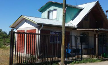 SE VENDE CASA EN SECTOR SEMILLERO, COMUNA DE YERBAS BUENAS.