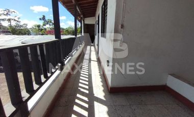 parqueadero en arriendo/venta en correg. reposo. Cod A55394