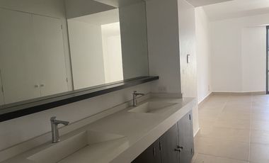 Remodelada en zona norte