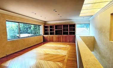 Casa residencial en venta en Bosque de las Lomas