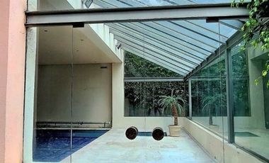 Casa residencial en venta en Bosque de las Lomas