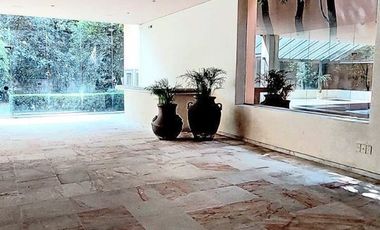 Casa residencial en venta en Bosque de las Lomas