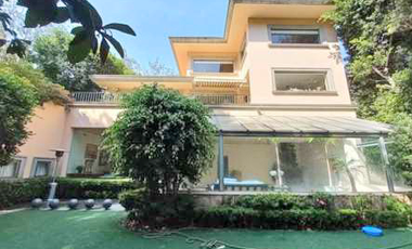 Casa residencial en venta en Bosque de las Lomas