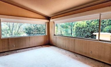 Casa residencial en venta en Bosque de las Lomas