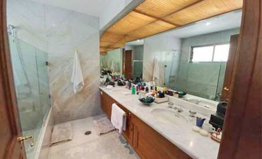 Casa residencial en venta en Bosque de las Lomas