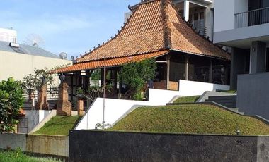 Rent sale Dago villa private pool only 5 milion / night