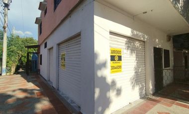 casa-local en arriendo en las moras. Cod A26468