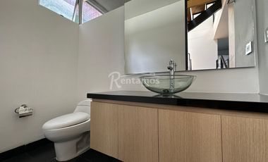 casa en arriendo en loma del atravesado. Cod A776687