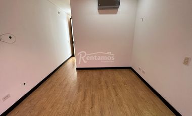 casa en arriendo en loma del atravesado. Cod A776687