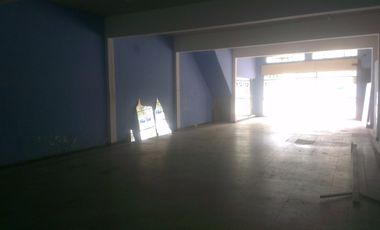 LOCAL COMERCIAL 278 M2 SOBRE CALLE PRINCIPAL    VIAMONTE 2560