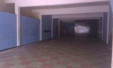 LOCAL COMERCIAL 278 M2 SOBRE CALLE PRINCIPAL    VIAMONTE 2560