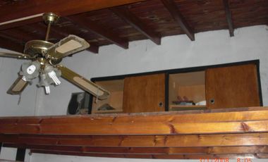 PROPIEDAD MULTIFAMILIAR AL FONDO CON ENTRADA DE AUTO