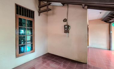 Rumah 9 Kamar Tidur Hadap Utara 9 Menit ke Lippo Mall Puri J-46206