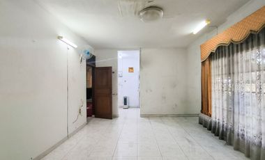 Rumah 9 Kamar Tidur Hadap Utara 9 Menit ke Lippo Mall Puri J-46206
