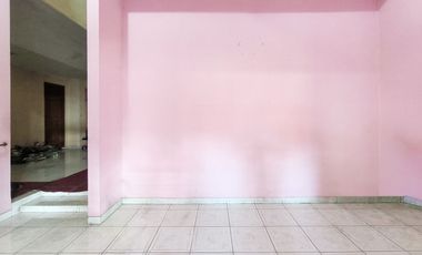 Rumah 9 Kamar Tidur Hadap Utara 9 Menit ke Lippo Mall Puri J-46206