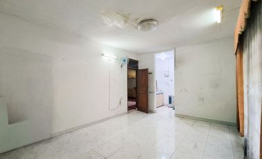 Rumah 9 Kamar Tidur Hadap Utara 9 Menit ke Lippo Mall Puri J-46206