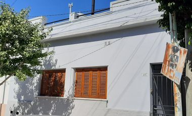 HERMOSO PH DE 3 AMB CON GRAN LAVADERO Y CUARDO DE GUARDADO Y AMPLIA TERRAZA