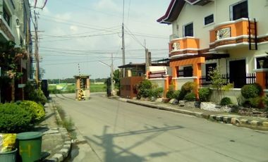 Bacoor Cavite, Meadowood Executive Village Lot for Sale