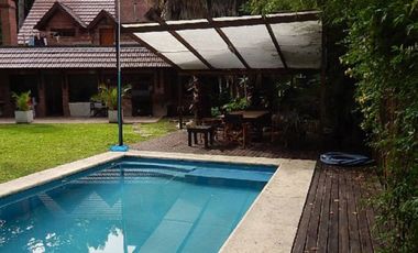 ESTUPENDO CHALET ESTILO CLASICO PINAMARENSE . CHALET EN VENTA.